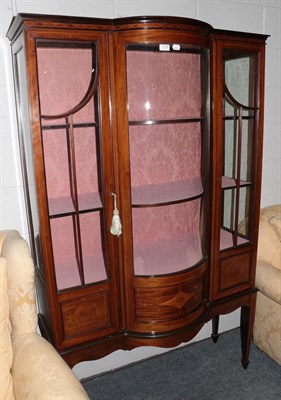 Lot 1179 - An Edwardian inlaid mahogany display cabinet