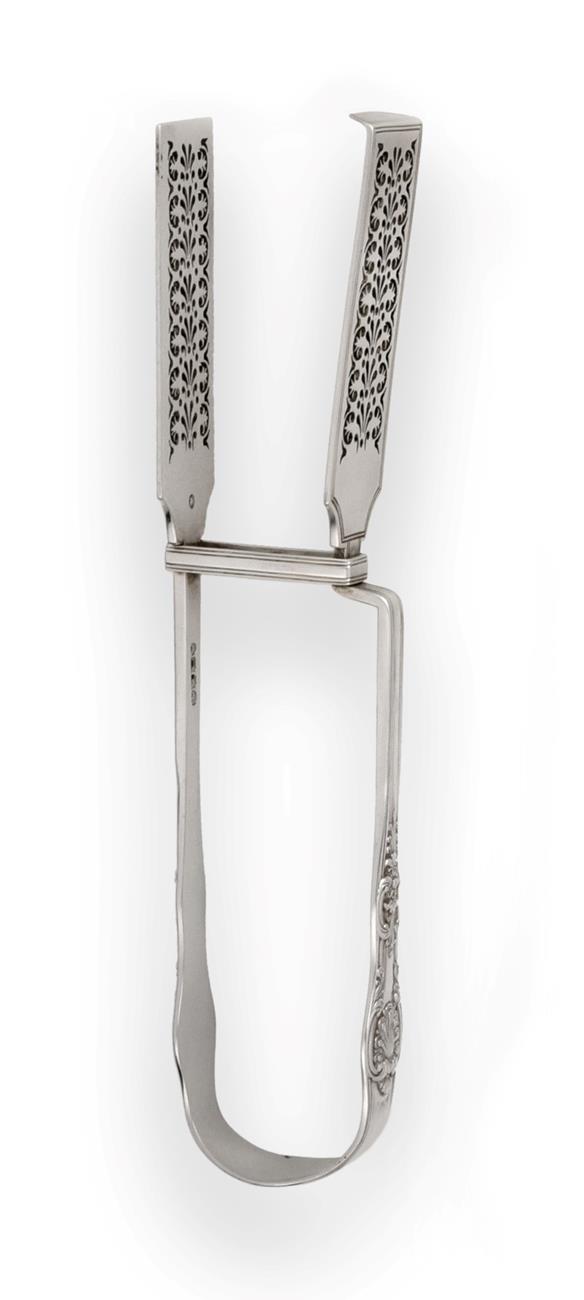 Lot 2030 - A Pair of George IV Silver Asparagus-Tongs, by William Eaton, London, 1828, Queen's pattern,...