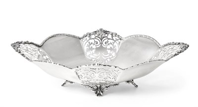 Lot 2112 - A George V Silver Bowl, by David Landsborough Fullerton, London, 1931, shaped oval and on four...