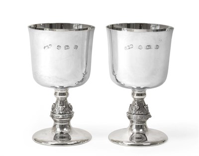 Lot 2124 - A Pair of Elizabeth II Silver Goblets, by Reid and Sons Ltd., Sheffield, 1978, each with...