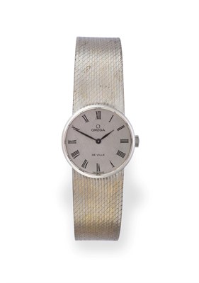 Lot 2158 - A Lady's 18 Carat White Gold Wristwatch, signed Omega, model: De Ville, 1975, (calibre 620)...