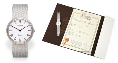 Lot 2182 - An 18 Carat White Gold Wristwatch, signed Patek Philippe, Geneve, model: Calatrava, ref:...