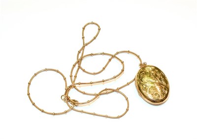 Lot 109 - A locket on a fancy link chain, pendant length 3.5cm, chain length 56.5cm
