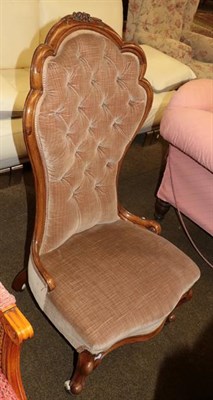 Lot 1209 - A Victorian mahogany button back bedroom chair