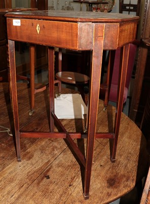 Lot 1424 - A George III mahogany and satinwood crossbanded side table with hinged lid