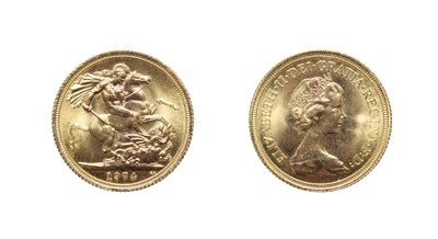 Lot 4187 - Elizabeth II, 1974 sovereign. Obv: Second portrait right. Rev: St. George and the dragon, 1974...