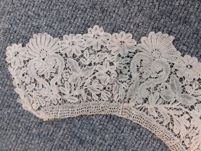 Lot 6084 - Assorted 19th Century and Later Lace Trims and Edgings, comprising applique lace decorated with...