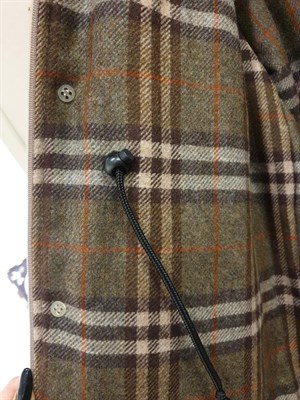 Lot 6186 - Circa 1980s/90s Burberry Men's Classic Trench Coat, with signature checked lining, raglan sleeves