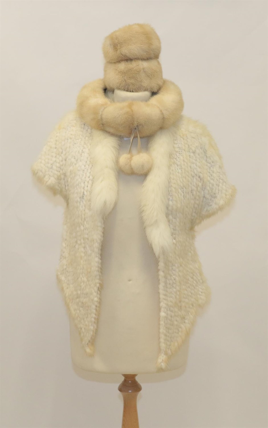 Lot 6228 - Blonde/Pearl Knitted Mink Bolero, with capped sleeves and fox trimmed collar, Cream Mink...