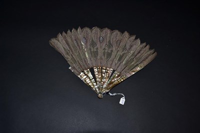 Lot 5041 - A Pretty, Turn of the Century Fan, with an unusually shaded mother-of-pearl monture, quite autumnal