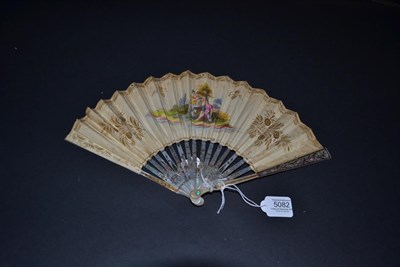 Lot 5082 - A Very Pretty Early 19th Century Fan, the monture of white mother-of-pearl, silvered, gilded,...