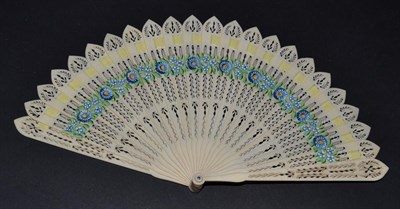 Lot 5103 - An Early 19th Century Bone Brisé Fan, the twenty-one inner sticks and two guards having gently...