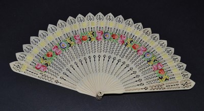 Lot 5103 - An Early 19th Century Bone Brisé Fan, the twenty-one inner sticks and two guards having gently...