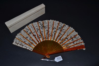 Lot 5152 - A Fine Belgian Mixed Lace Fan of Art Nouveau Design, circa 1900, the crisp and clean leaf...