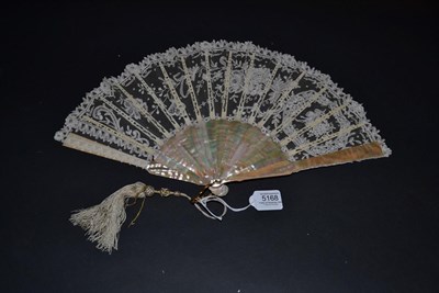 Lot 5168 - Cupid Awaits! A Late 19th Century Mixed Brussels Lace Fan, a needlepoint feature to the left...