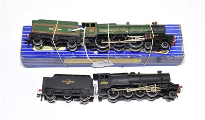 Lot 3205 - Hornby Dublo 3-Rail Locomotives EDLT20 Bristol Castle (E box G) and Class 8F BR 48158 (G) (2)
