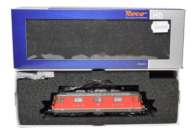 Lot 3358 - Roco HO Gauge 2 Rail 73370 SBB 11193 Pantograph Locomotive red (E box G-E)