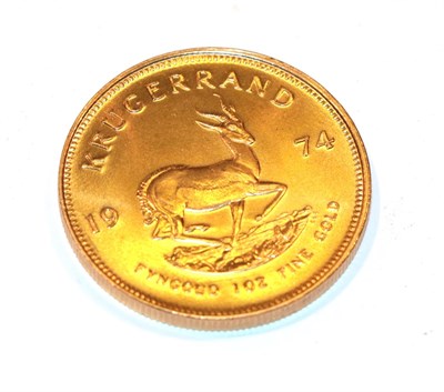 Lot 86 - South Africa, 1974 Krugerrand. 1 oz. fine gold (.999). Obv: Bust of Paul Kruger left. Rev:...