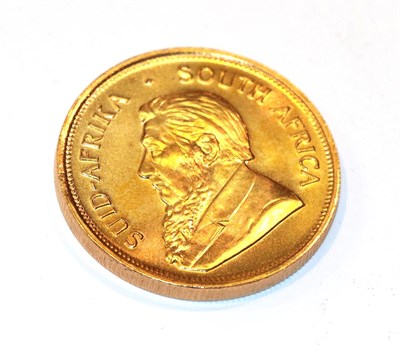 Lot 87 - South Africa, 1974 Krugerrand. 1 oz. fine gold (.999). Obv: Bust of Paul Kruger left. Rev:...