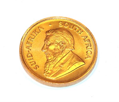 Lot 107 - South Africa, 1974 Krugerrand. 1 oz. fine gold (.999). Obv: Bust of Paul Kruger left. Rev:...