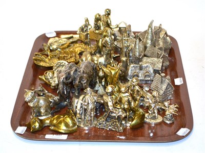 Lot 146 - A collection of various metal figures including Royal Hampshire art foundry, etc (one tray)