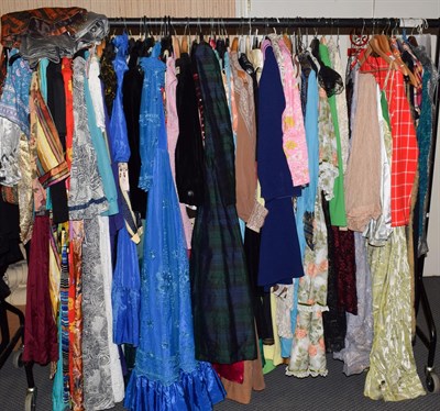 Lot 1072 - Quantity of assorted mainly 1950s and later ladies evening wear and separates etc (one rail)