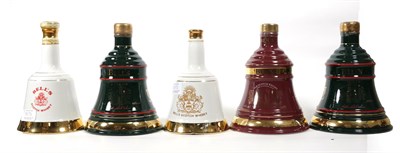 Lot 5073 - Bell's Blended Scotch Whisky, twelve ceramic decanters, each 40% vol 70cl, one 40% vol 50cl (13)