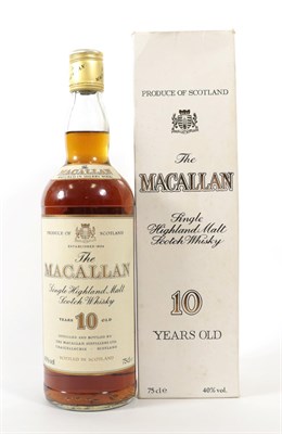 Lot 5102 - The Macallan Single Highland Malt Scotch Whisky 10 Years Old, 1980s/1990s bottling, 40% vol...