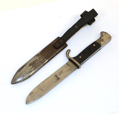 Lot 249 - A German Third Reich Hitler Youth Knife, the 13.5cm steel blade stamped GRAWISP/W/SOLINGEN,...