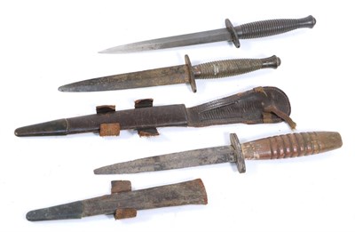 Lot 272 - A Third Pattern Commando Dagger, with cut-down 16cm machine forged blued steel blade, the...