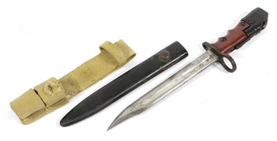 Lot 301 - A British No.7 Mk.I L Knife Bayonet, the 20cm clip point fullered steel blade stamped to the...