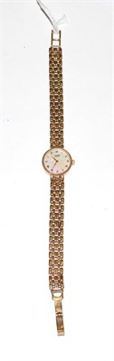 Lot 187 - A lady's 9 carat gold wristwatch, signed Citizen
