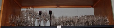 Lot 283 - A shelf of various items of glass