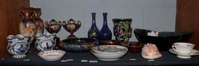 Lot 284 - A group of various 20th century porcelain including Crown Devon and other lustre wares, Vienna...