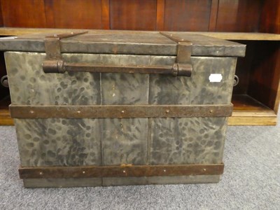 Lot 1173 - An Arts and Crafts steel log box