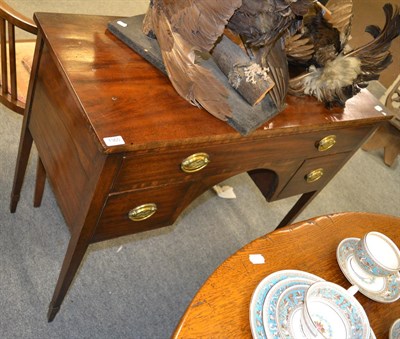 Lot 1360 - An early 19th century mahogany side table