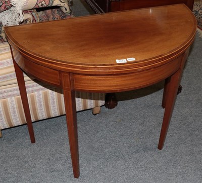 Lot 1381 - A George III mahogany and rosewood crossbanded tea table, 92cm wide