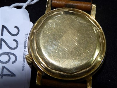 Lot 2264 - An 18 Carat Gold Calendar Centre Seconds Electronic Accutron Wristwatch, signed Bulova...