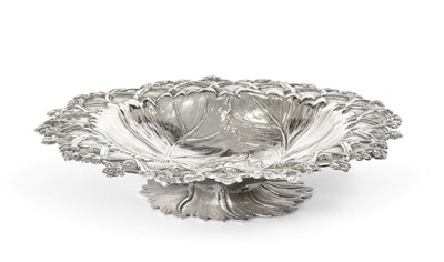 Lot 2304 - A William IV Silver Bowl, by William Kingdon, London, 1832, shaped circular, the rim chased...