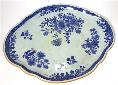 Lot 127 - A Chinese Porcelain Stand, Qianlong, of lobed oval form, painted in underglaze blue with...