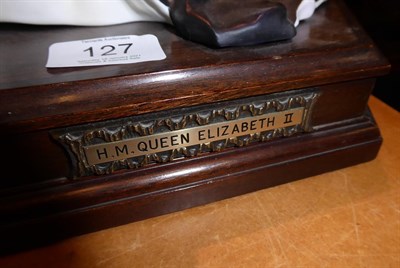 Lot 127 - A Royal Worcester limited edition model, Elizabeth II, from Queen's Regnant of England, modelled by