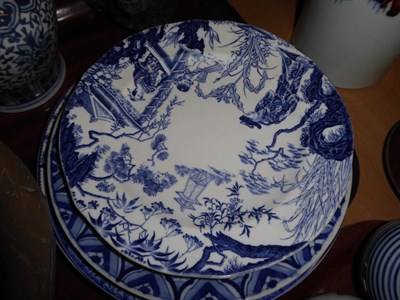Lot 150 - A quantity of various Oriental ceramics, plates, vases, including ten blue and white ceramics...