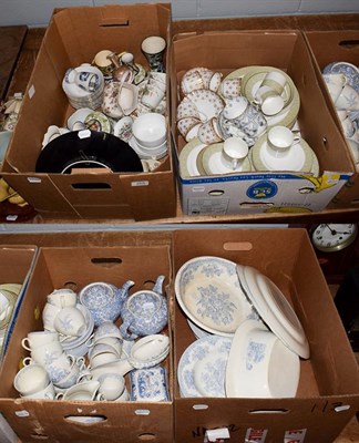 Lot 269 - A mixed selection of 19th/20th century ceramics including a blue and white Burleigh part dinner...