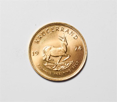 Lot 363 - South Africa, 1974 Krugerrand. 1 oz. fine gold (.999). Obv: Bust of Paul Kruger left. Rev:...