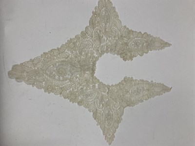 Lot 2042 - Assorted Mainly 19th Century Lace, comprising a white lace stole appliquéd with decorative...