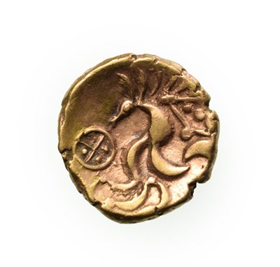 Lot 4000 - Celtic Britain, Corieltauvi Gold Stater. Gold, 5.46g, 19.9mm, 6h. Kite Type. Obv: Devolved laureate