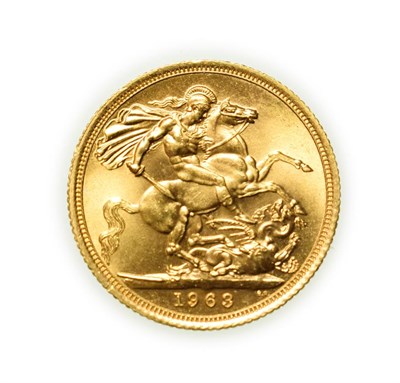 Lot 4108 - Elizabeth II, 1963 Sovereign. First portrait of Elizabeth II right, by engraver Mary Gillick....