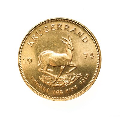 Lot 4203 - South Africa, 1974 Krugerrand. 1 oz. fine gold (.999). Obv: Bust of Paul Kruger left. Rev:...