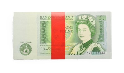Lot 4240 - Great Britain, 100 x 1981 - 1984 One Pounds, D. H. F. Somerset signature, ascending serial numbers