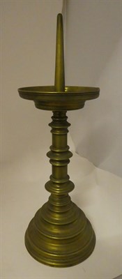 Lot 195 - A collection of 19th century metalwares to include a pair of pewter candlesticks, a brass...